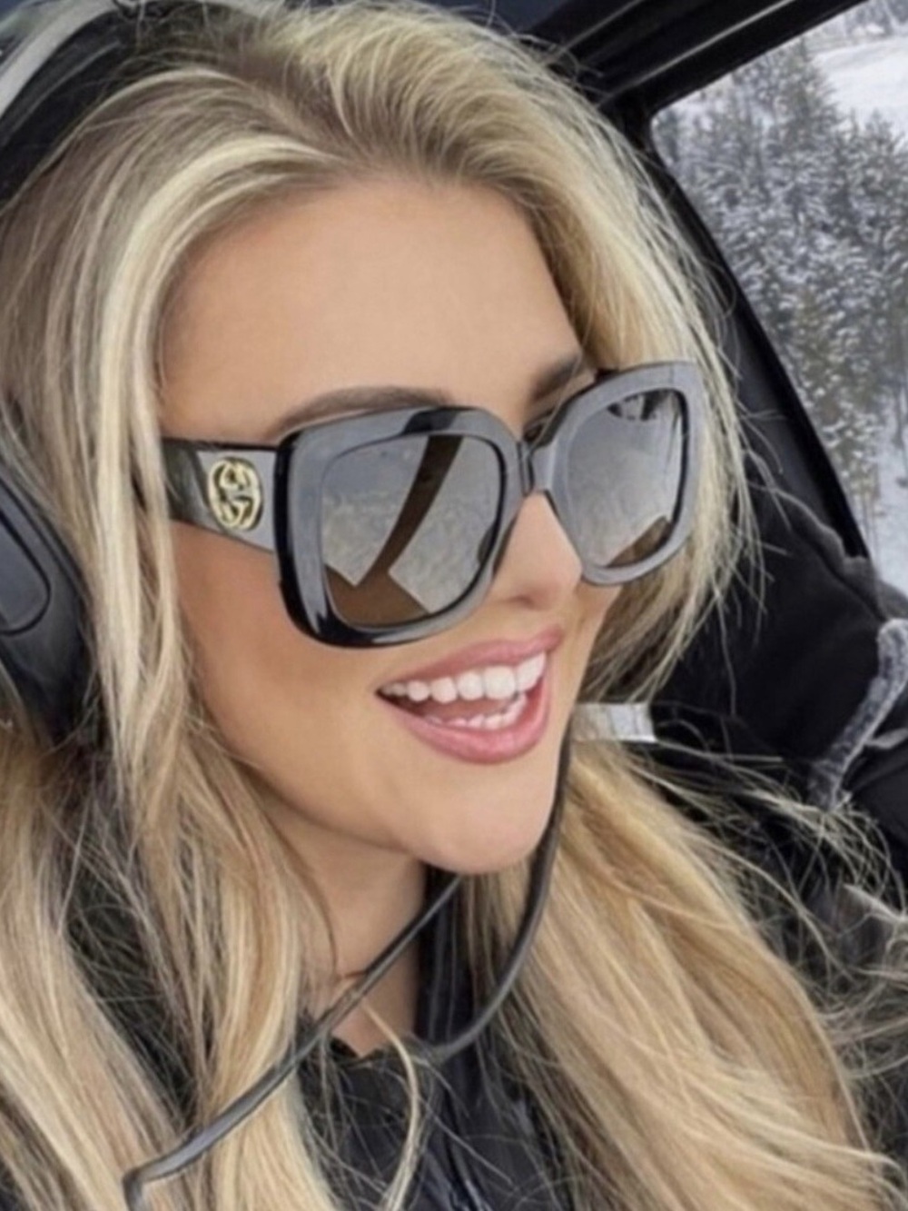 BN❗️Gucci Black Oversized Square Sunglasses with Gold GG Medallion